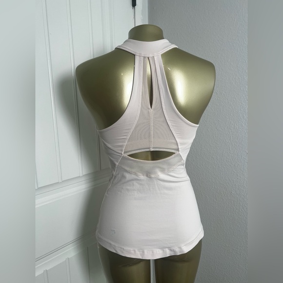 Lululemon Run: Make It Count Tank 2 - Picture 4 of 7